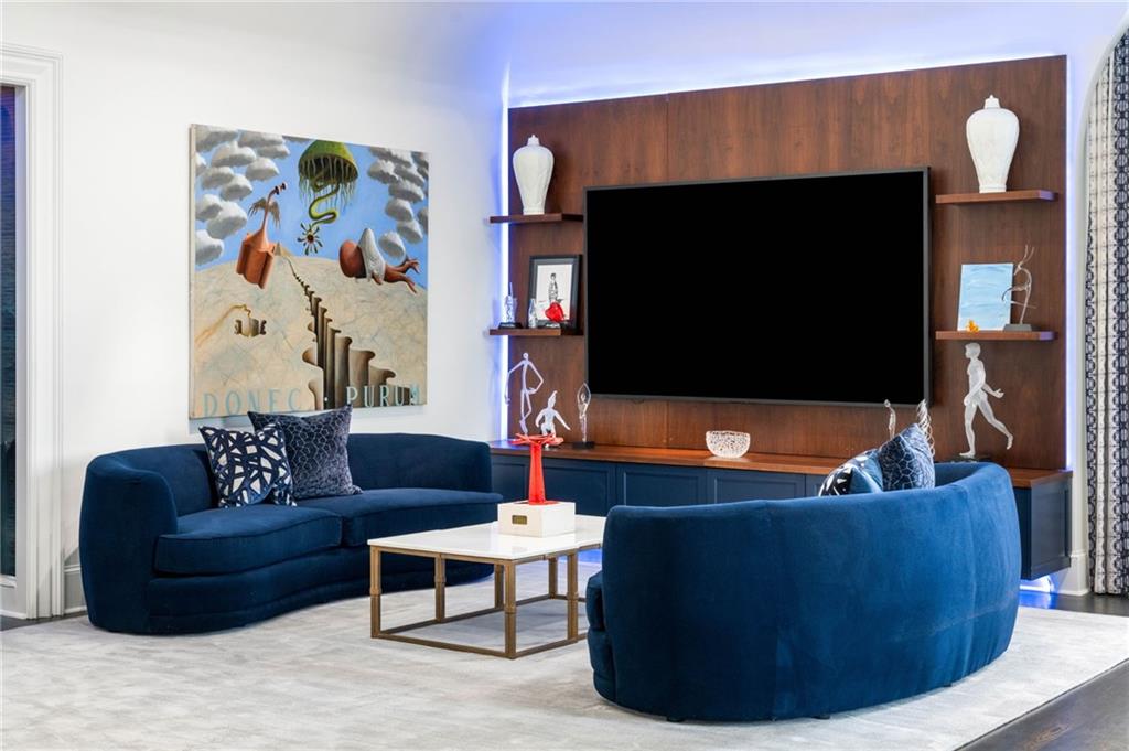 3286 Northside Pkwy #PH2 Atlanta, GA 30327