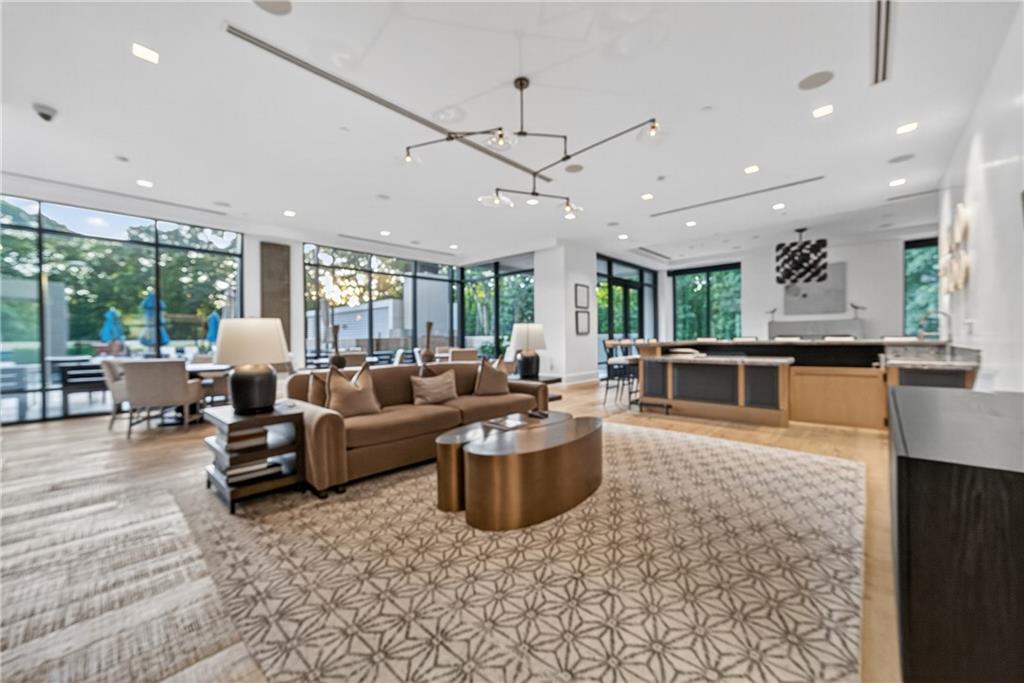 2520 Peachtree Rd #903 Atlanta, GA 30305