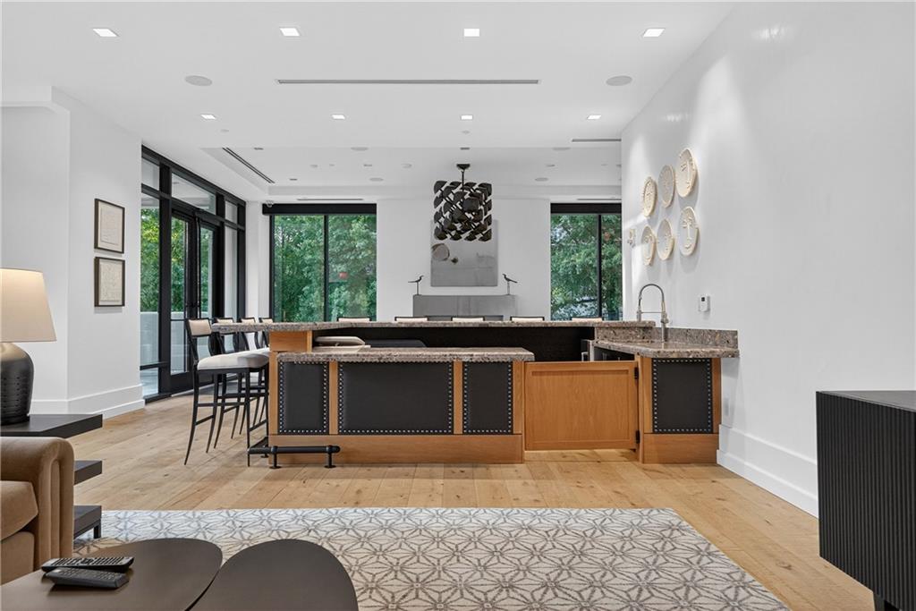 2520 Peachtree Rd #903 Atlanta, GA 30305