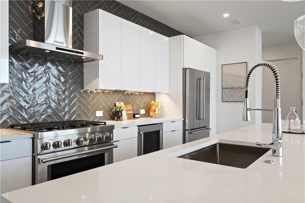 788 W Marietta St #1803 Atlanta, GA 30318