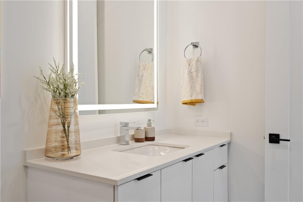 788 W Marietta St #1803 Atlanta, GA 30318