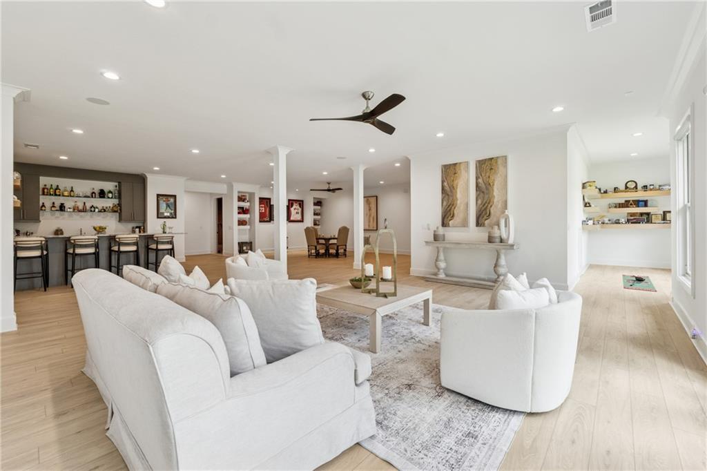 4020 Cottage Park Ct Alpharetta, GA 30004 4020 Cottage Park Ct Alpharetta, GA 30004
