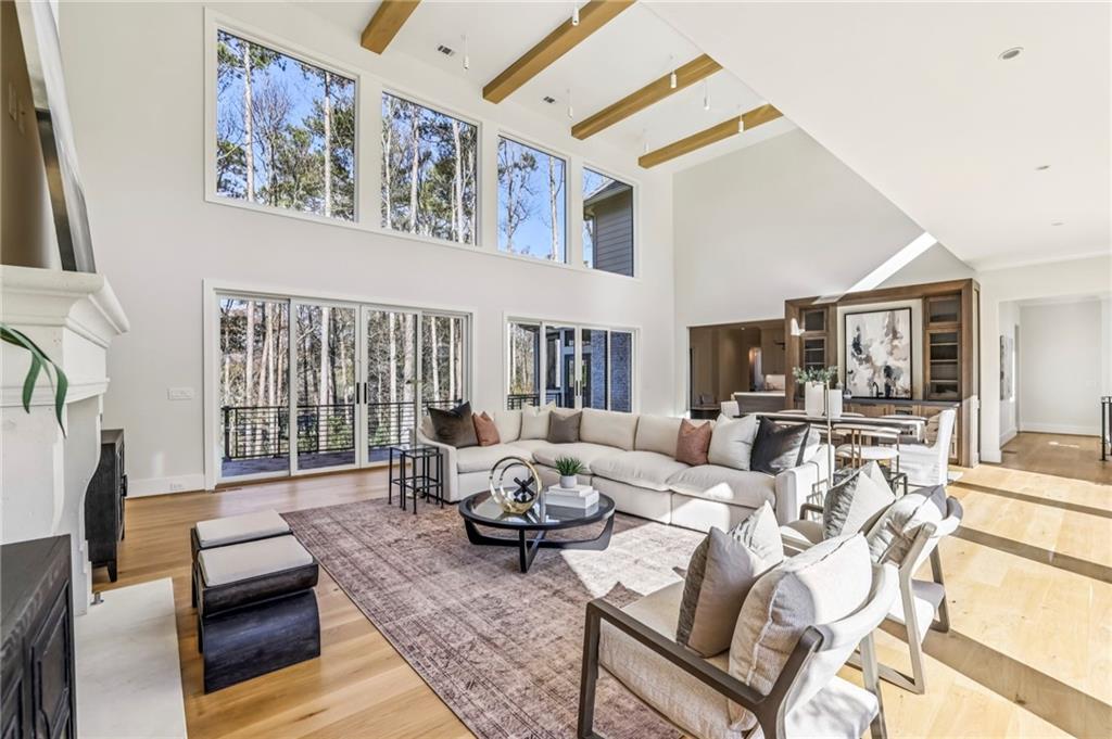 825 Kenry Ct Atlanta, GA 30342