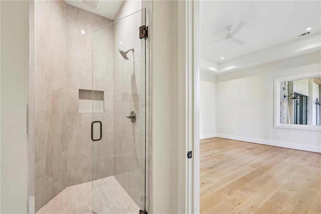 825 Kenry Ct Atlanta, GA 30342