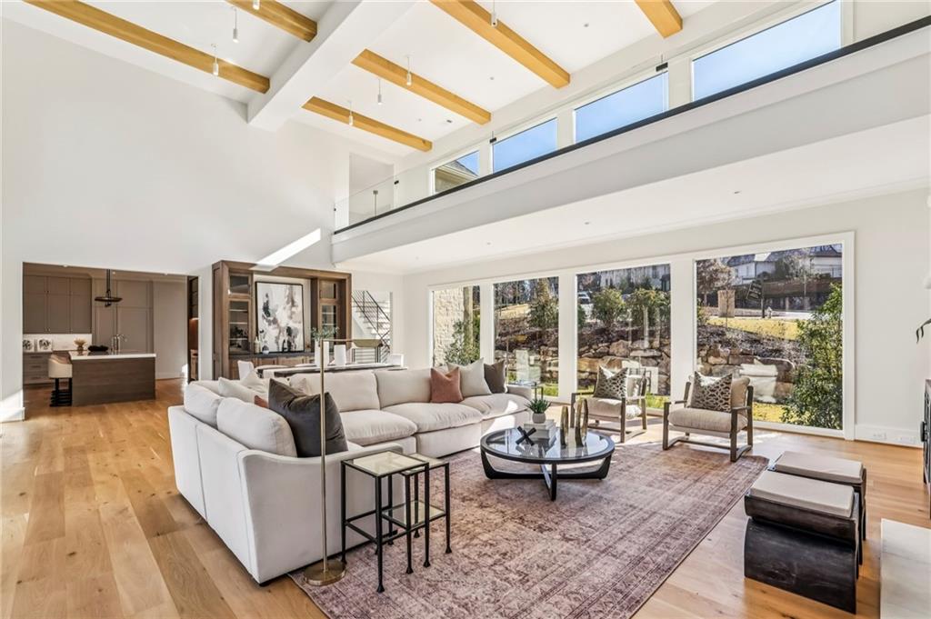 825 Kenry Ct Atlanta, GA 30342