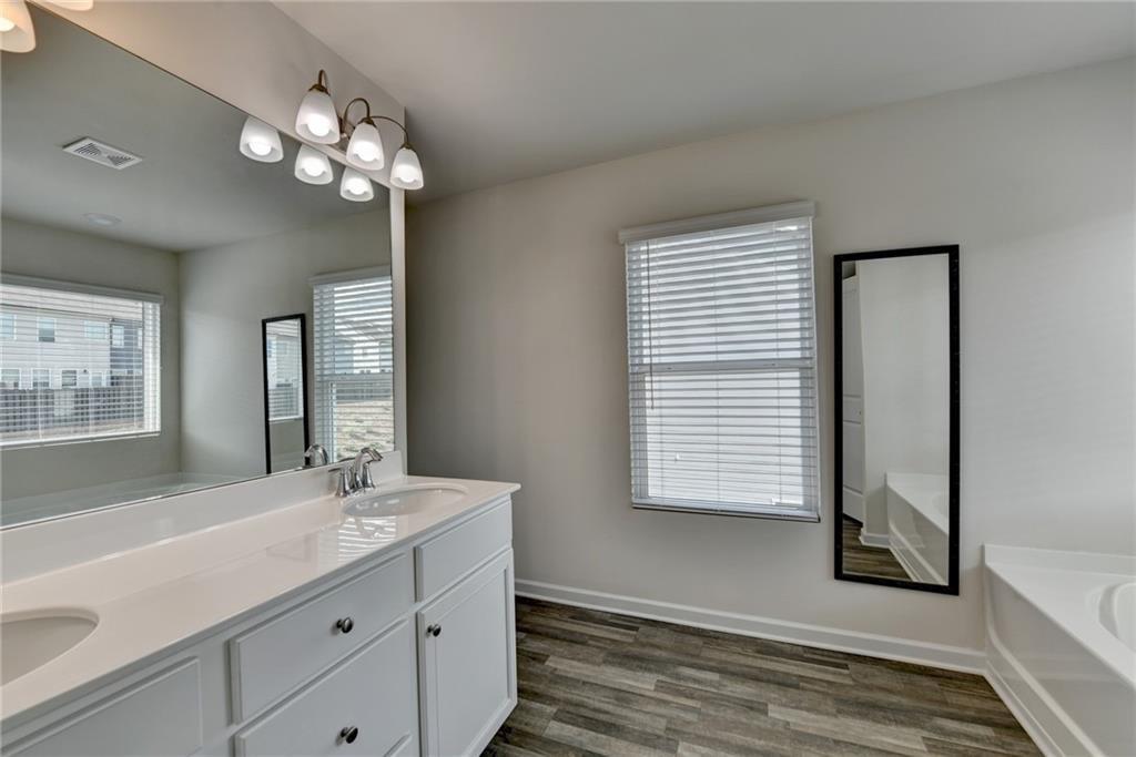 120 Buckingham Ln Hoschton, GA 30548