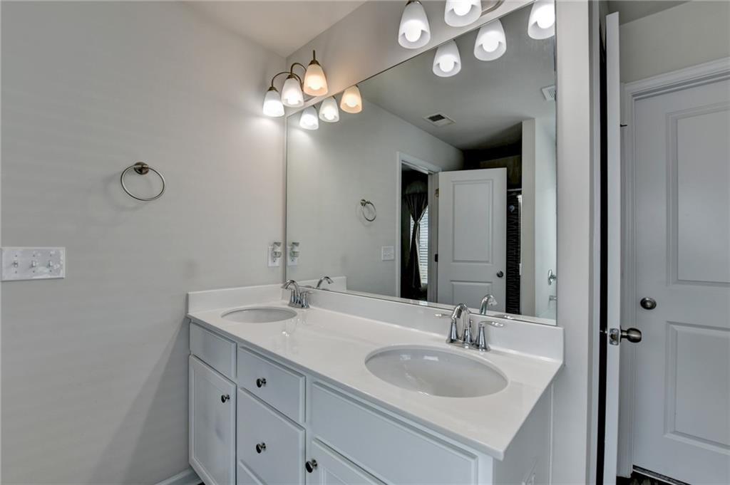 120 Buckingham Ln Hoschton, GA 30548