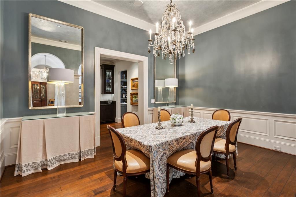 2440 Peachtree Rd #6 Atlanta, GA 30305