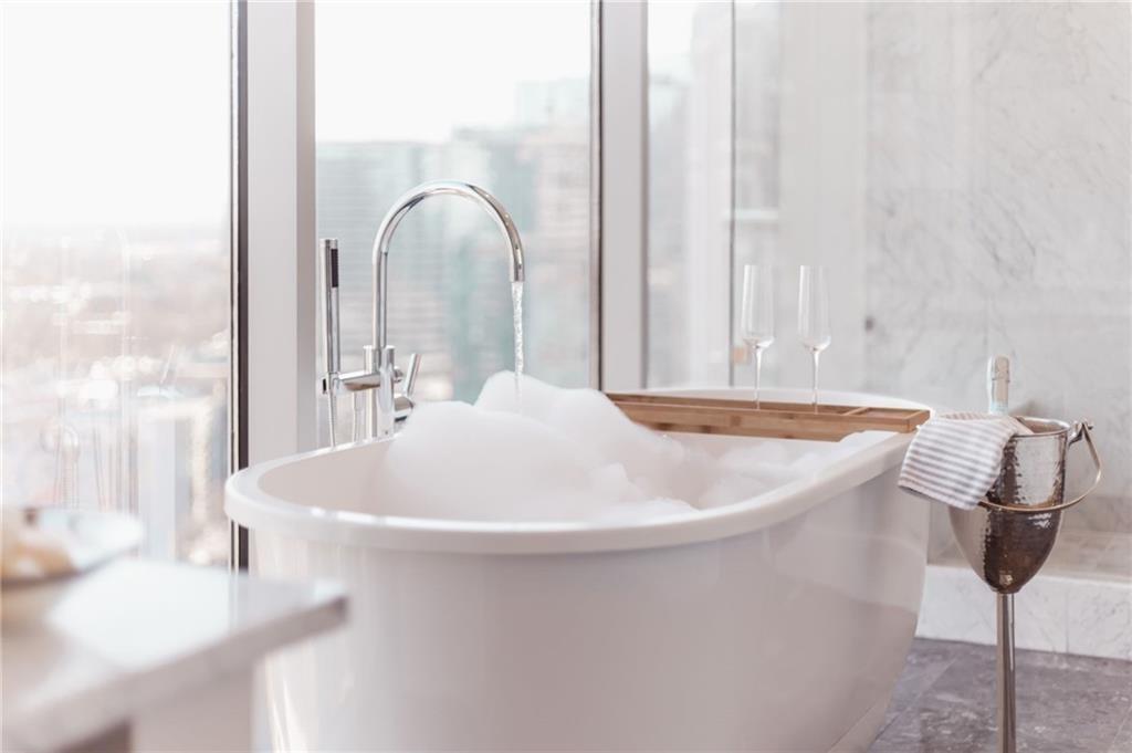 1065 Peachtree St #3105 Atlanta, GA 30309