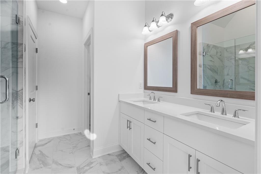 2822 Evanshire Ave #111 Duluth, GA 30096