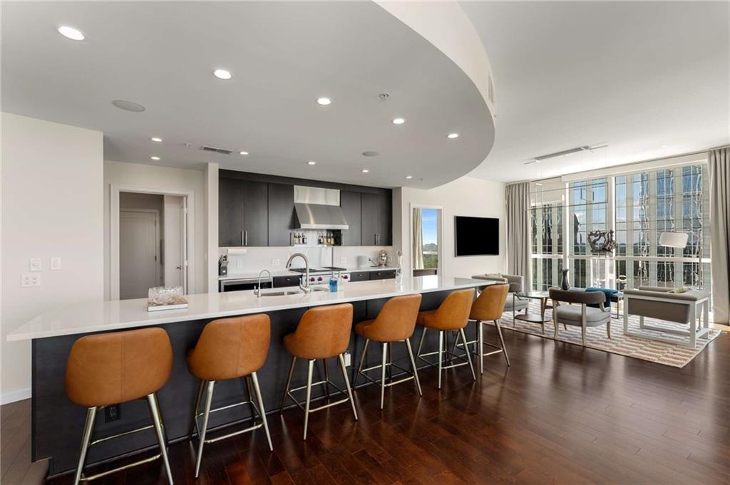 3325 PIEDMONT Rd #2006 Atlanta, GA 30305