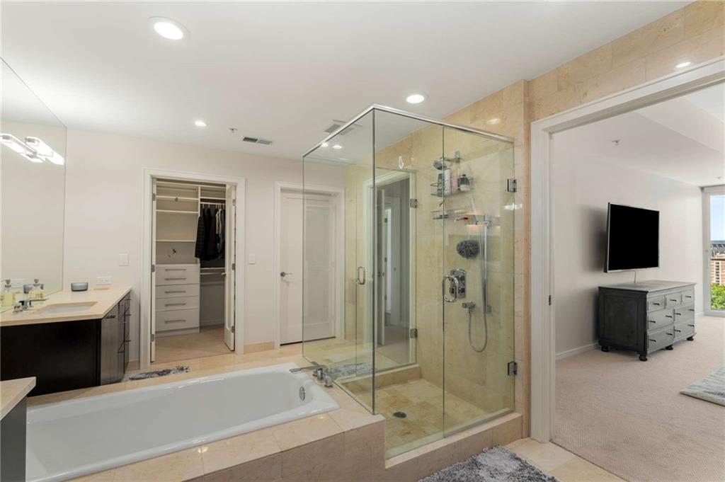 3325 PIEDMONT Rd #2006 Atlanta, GA 30305