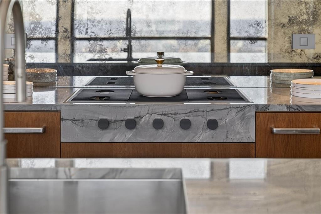 3376 Peachtree Rd #57  58 Atlanta, GA 30326