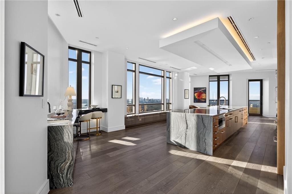 3376 Peachtree Rd #57  58 Atlanta, GA 30326