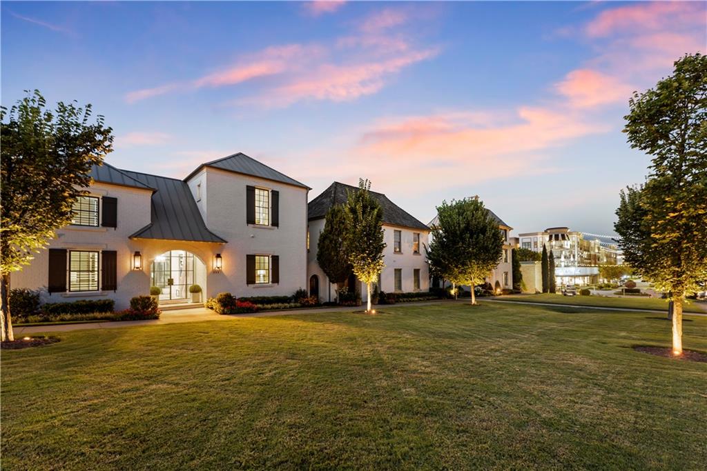 211 N Esplanade Alpharetta, GA 30009 211 N Esplanade Alpharetta, GA 30009