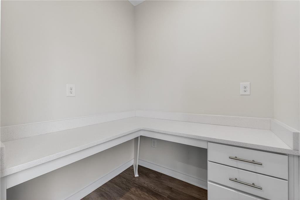 1134 Ansel Ln Atlanta, GA 30318