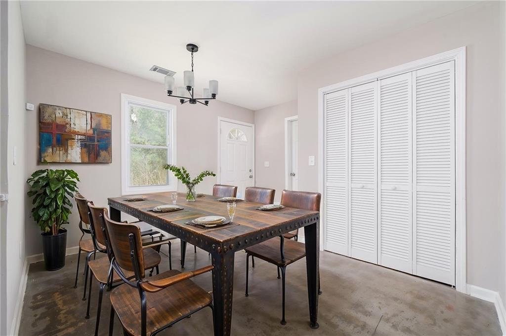 665 S Eugenia Pl Atlanta, GA 30318