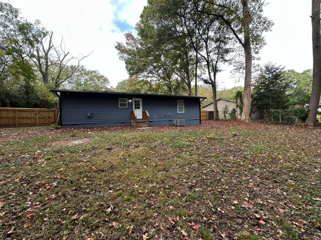 6376 Hollywood Dr Forest Park, GA 30297