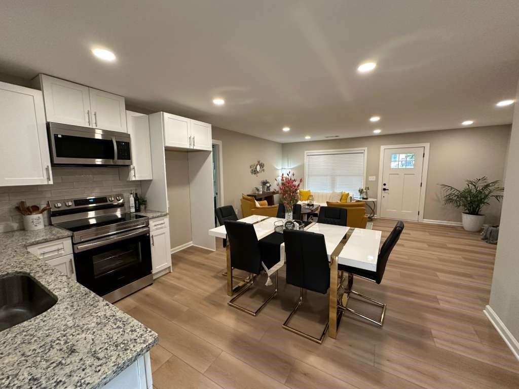 6376 Hollywood Dr Forest Park, GA 30297