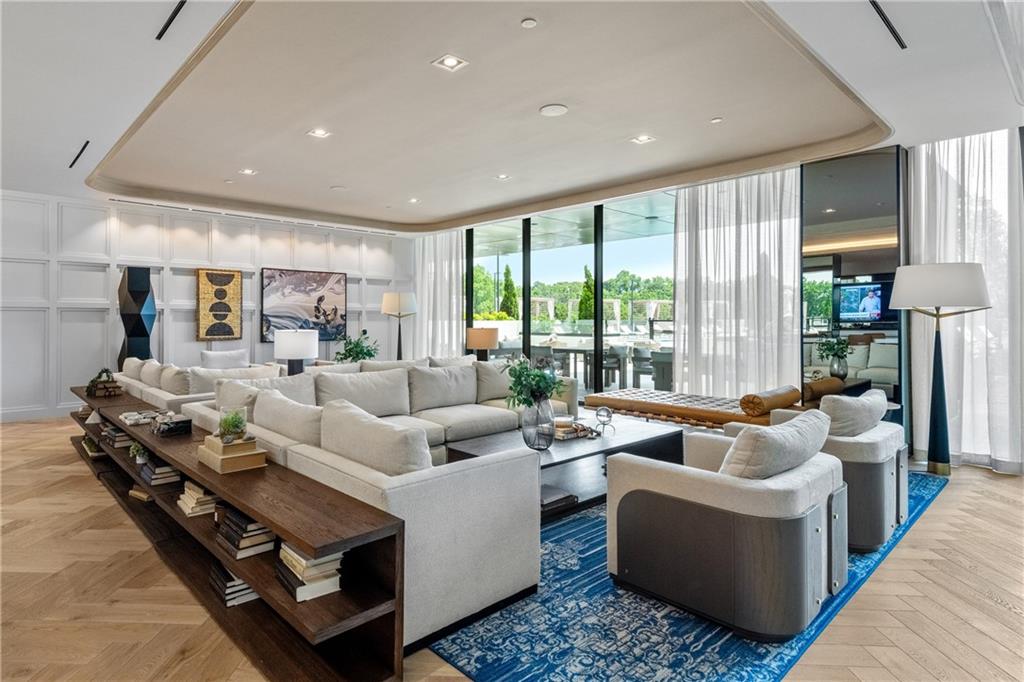 2425 Peachtree Rd #1503 Atlanta, GA 30305