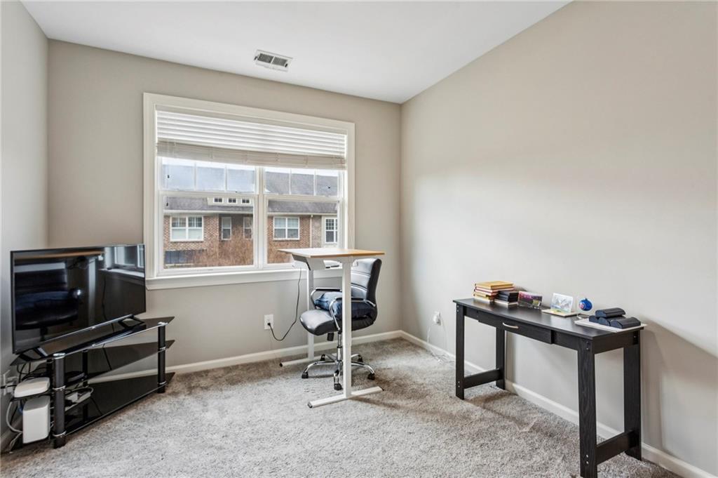 1972 Cobblestone Cir Atlanta, GA 30319