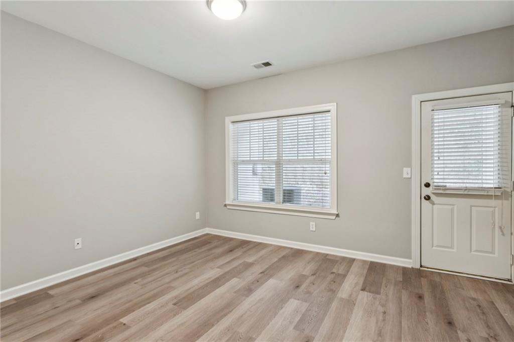 1972 Cobblestone Cir Atlanta, GA 30319