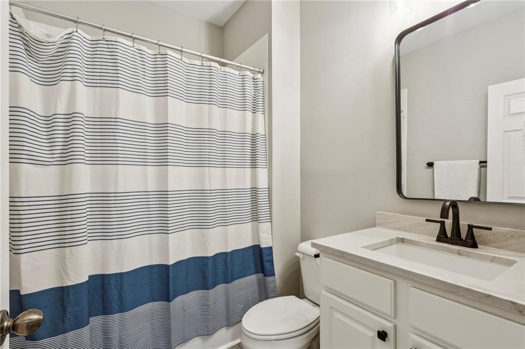 1972 Cobblestone Cir Atlanta, GA 30319