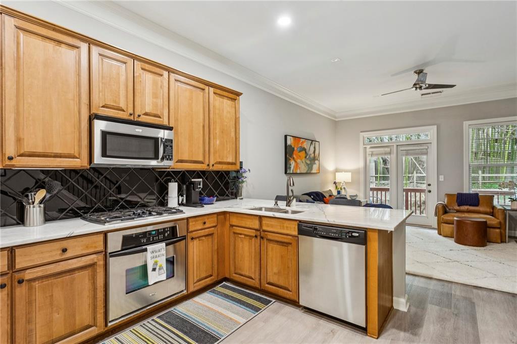 1972 Cobblestone Cir Atlanta, GA 30319