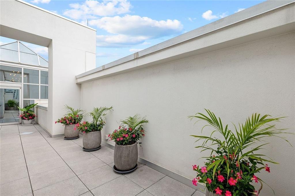 2828 Peachtree Rd #P 3300 Atlanta, GA 30305