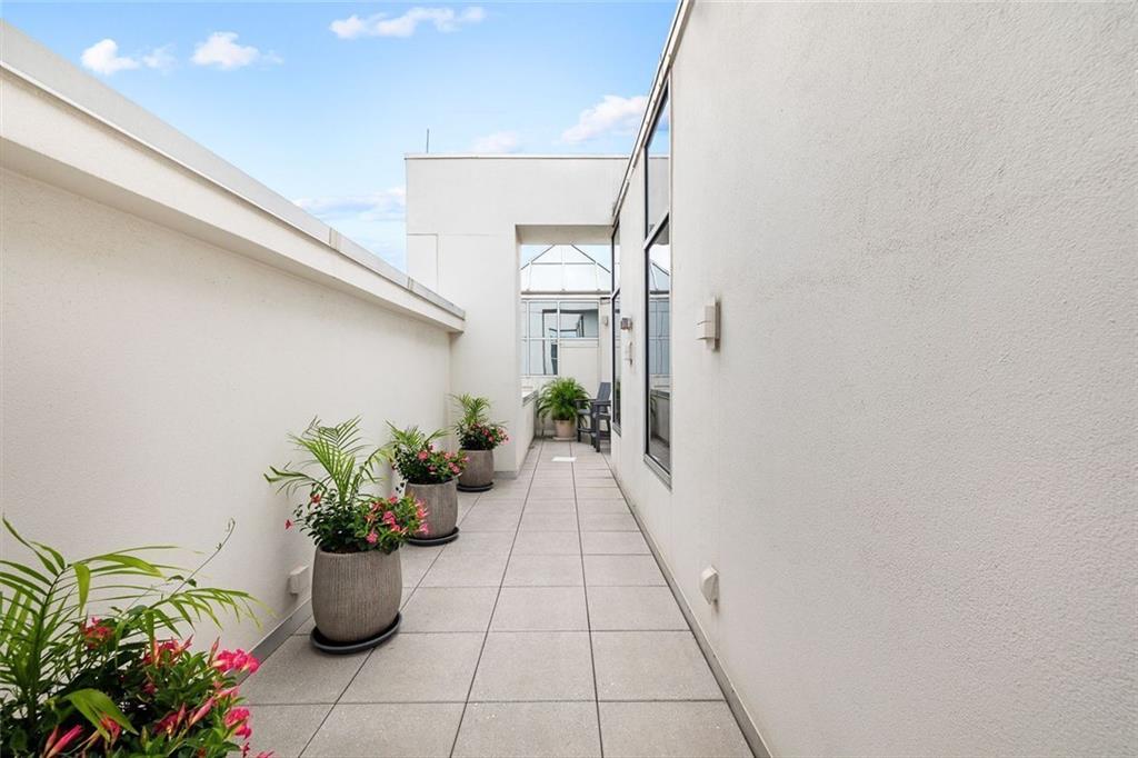 2828 Peachtree Rd #P 3300 Atlanta, GA 30305