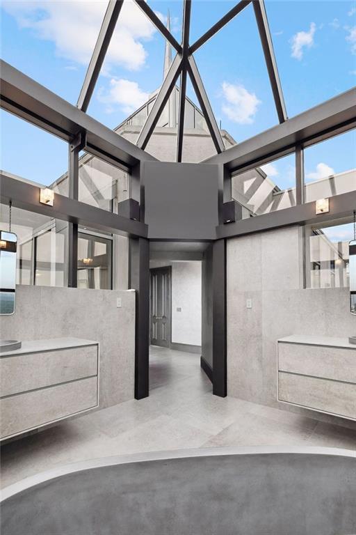 2828 Peachtree Rd #P 3300 Atlanta, GA 30305