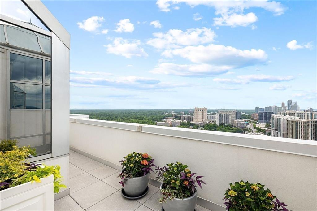 2828 Peachtree Rd #P 3300 Atlanta, GA 30305