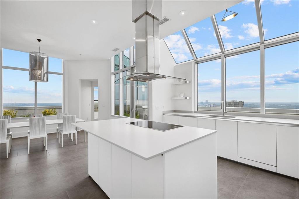 2828 Peachtree Rd #P 3300 Atlanta, GA 30305