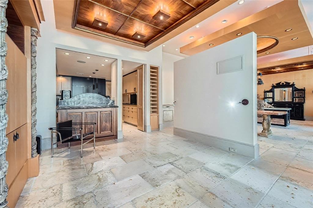 147 15th St #16C Atlanta, GA 30309