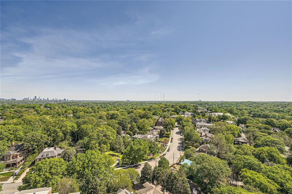 147 15th St #16C Atlanta, GA 30309