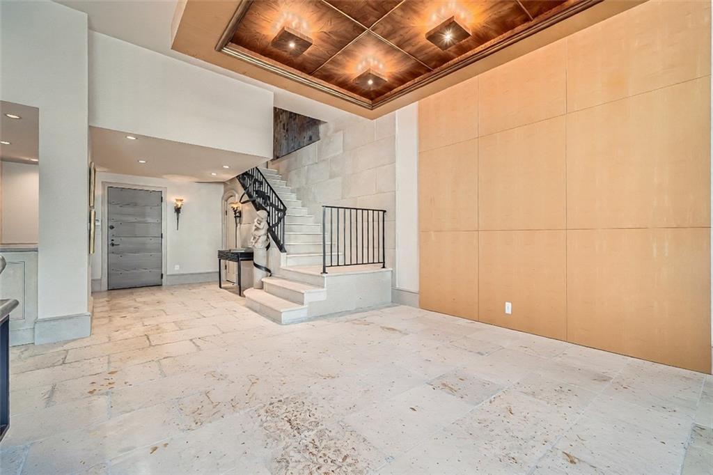 147 15th St #16C Atlanta, GA 30309