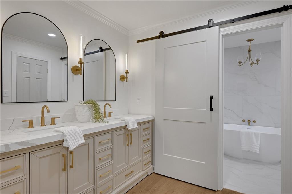 52 Paces West Dr Atlanta, GA 30327