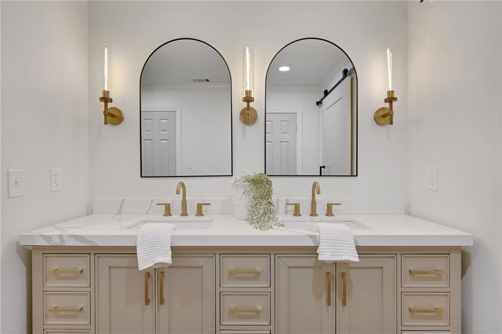 52 Paces West Dr Atlanta, GA 30327