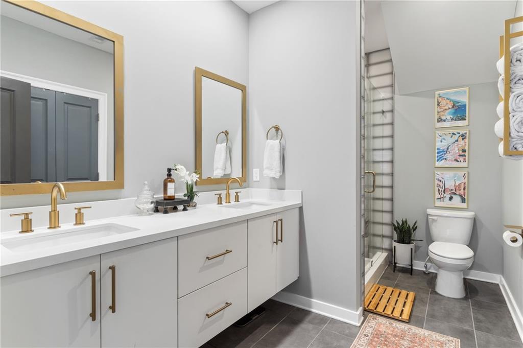 1050 Stacks Ave #1505 Atlanta, GA 30315