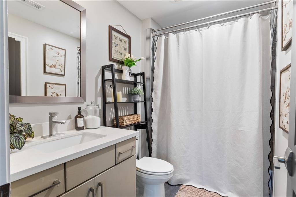 1050 Stacks Ave #1505 Atlanta, GA 30315