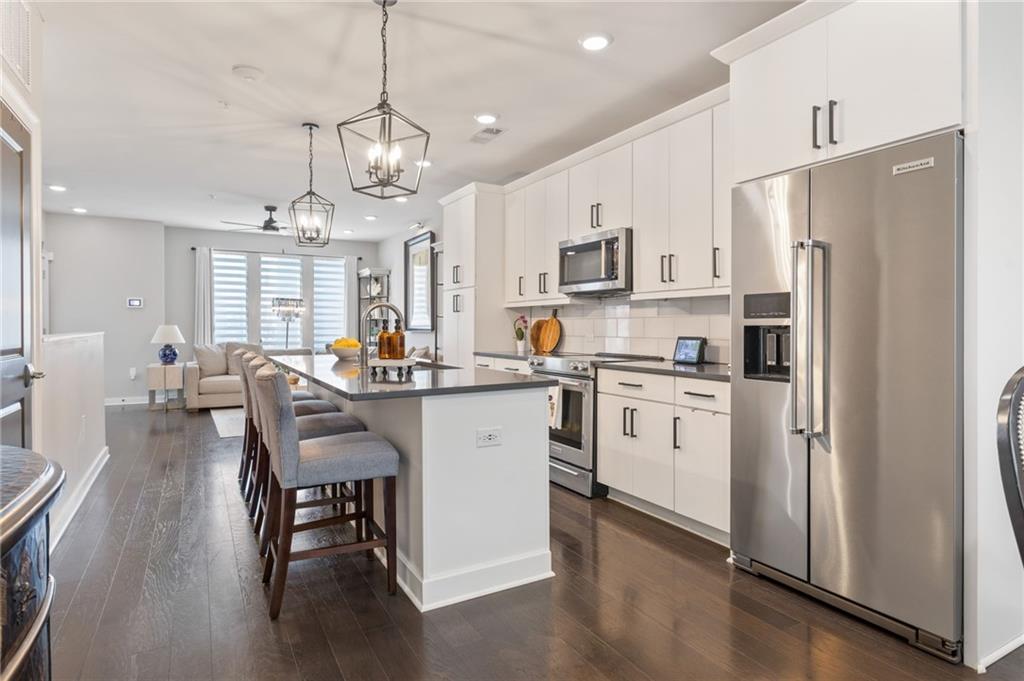 1050 Stacks Ave #1505 Atlanta, GA 30315