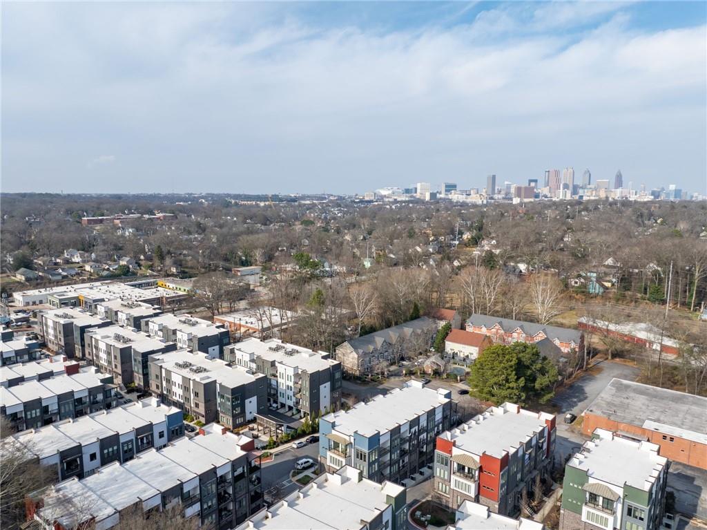 1050 Stacks Ave #1505 Atlanta, GA 30315