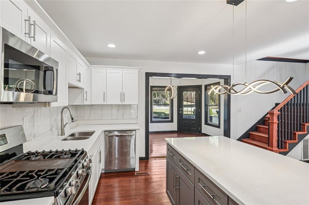 1689 DERRY Ave Atlanta, GA 30310