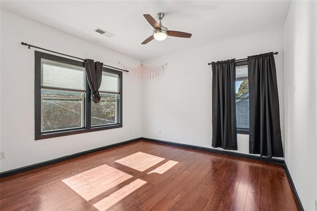 1689 DERRY Ave Atlanta, GA 30310