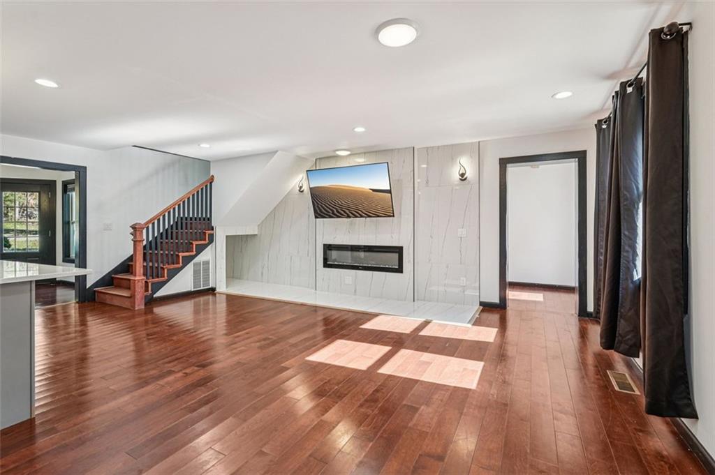 1689 DERRY Ave Atlanta, GA 30310