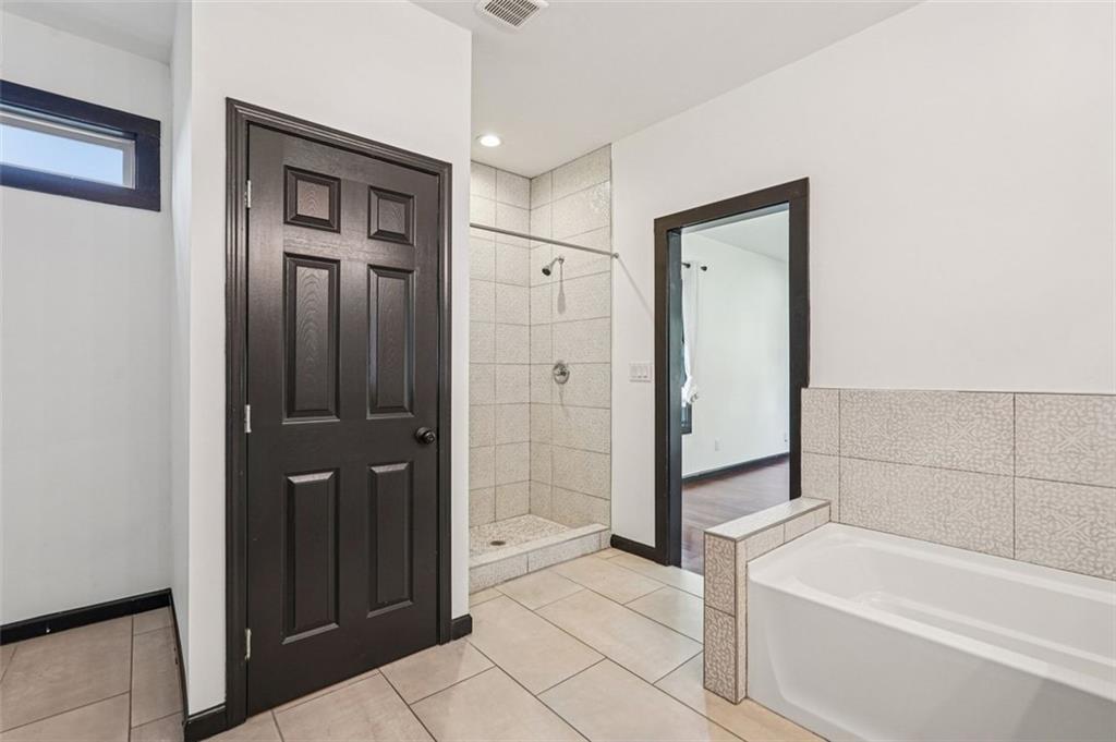 1689 DERRY Ave Atlanta, GA 30310