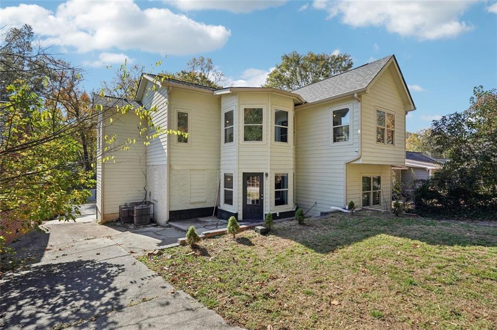 1689 DERRY Ave Atlanta, GA 30310