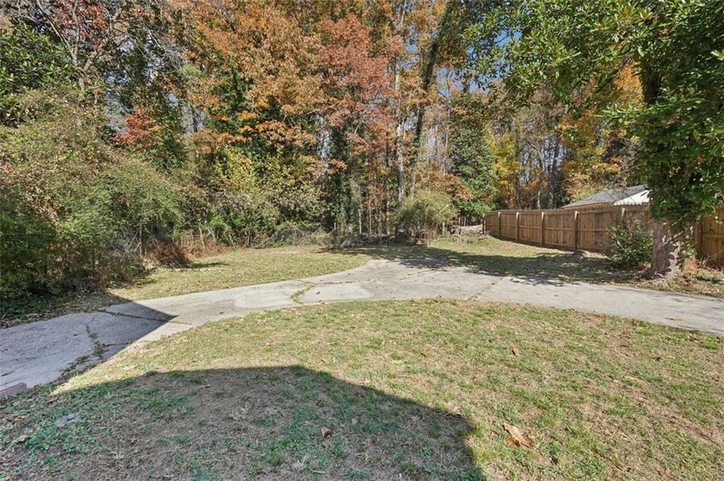 1689 DERRY Ave Atlanta, GA 30310