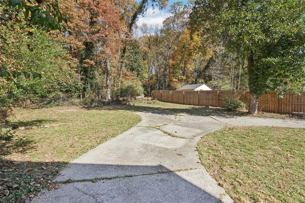 1689 DERRY Ave Atlanta, GA 30310