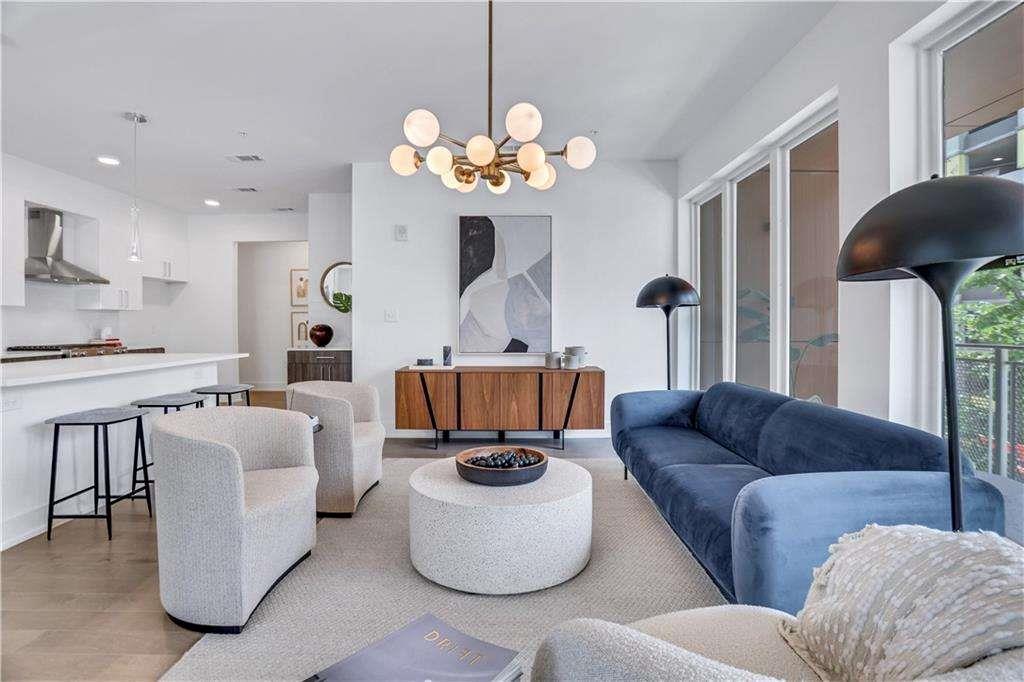 775 Juniper St #327 Atlanta, GA 30308